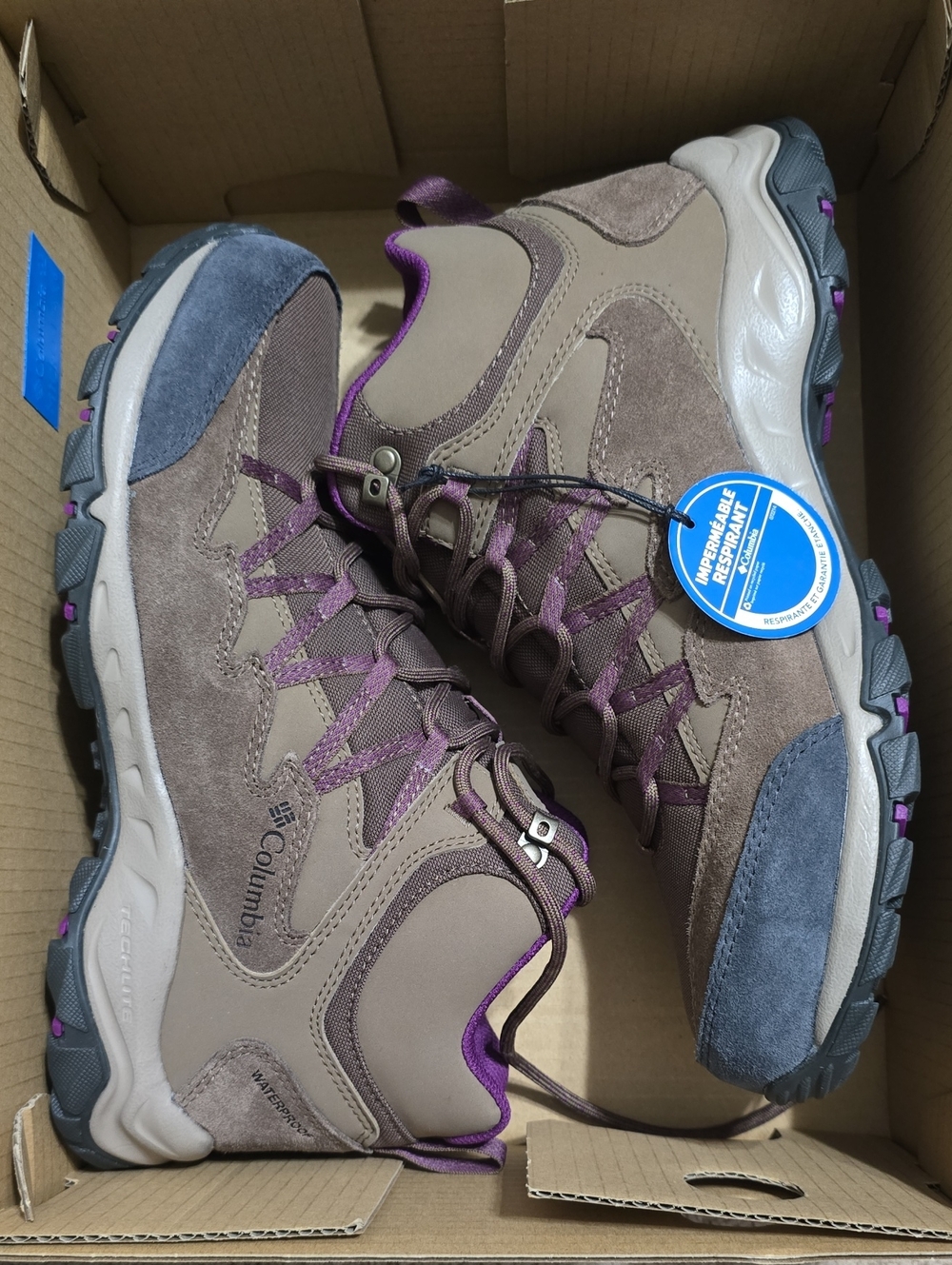 NWT Womens Columbia WAHKEENA LaceUp Waterproof Boots Size 11